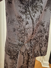 Load image into Gallery viewer, Toile Print Blouse
