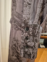 Load image into Gallery viewer, Toile Print Blouse
