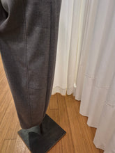 Load image into Gallery viewer, Trousers
