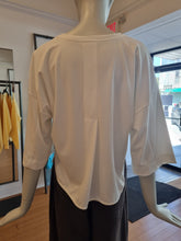 Load image into Gallery viewer, Blouse
