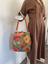 Load image into Gallery viewer, Handbag

